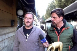 APP下载-托蒂因前往俄罗斯被颁发金貘奖！称只是去参与足球活动并未涉政